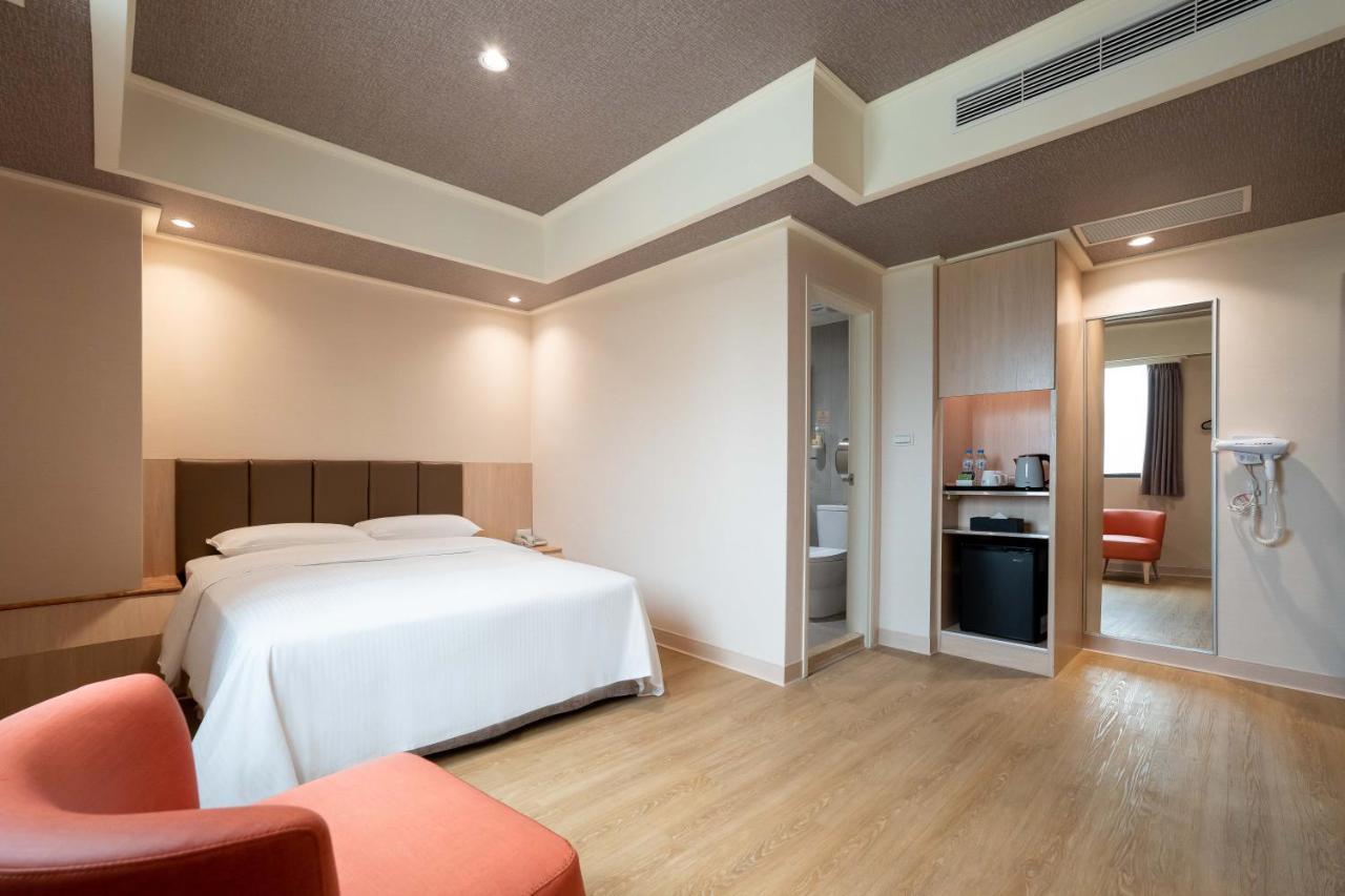 The Cloud Hotel Zhubei Exterior photo