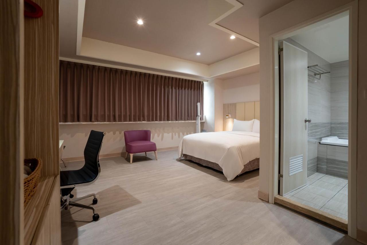 The Cloud Hotel Zhubei Exterior photo