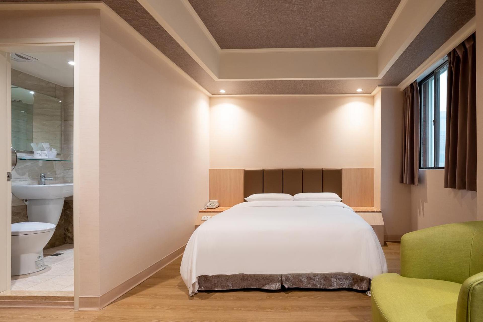 The Cloud Hotel Zhubei Exterior photo