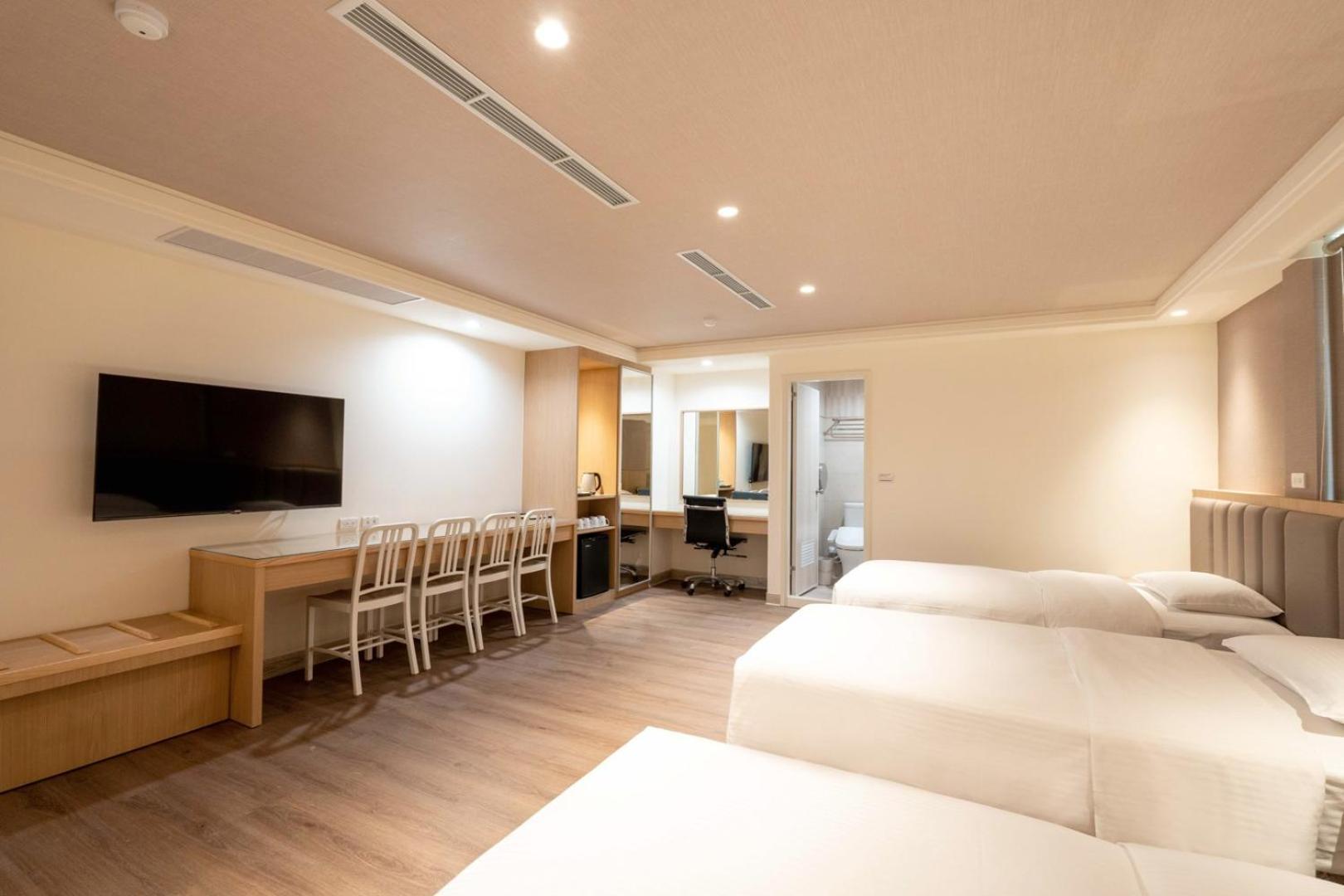 The Cloud Hotel Zhubei Exterior photo