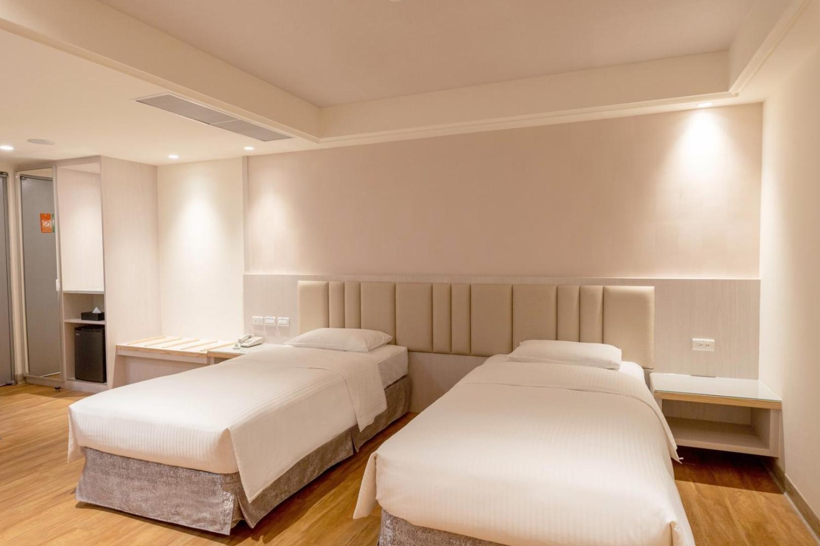 The Cloud Hotel Zhubei Exterior photo
