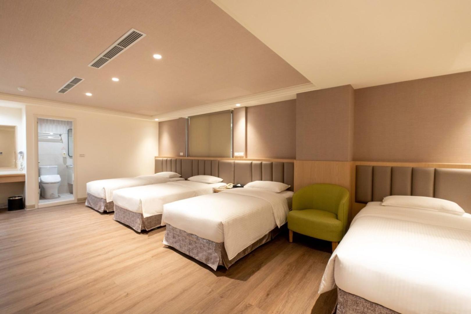 The Cloud Hotel Zhubei Exterior photo